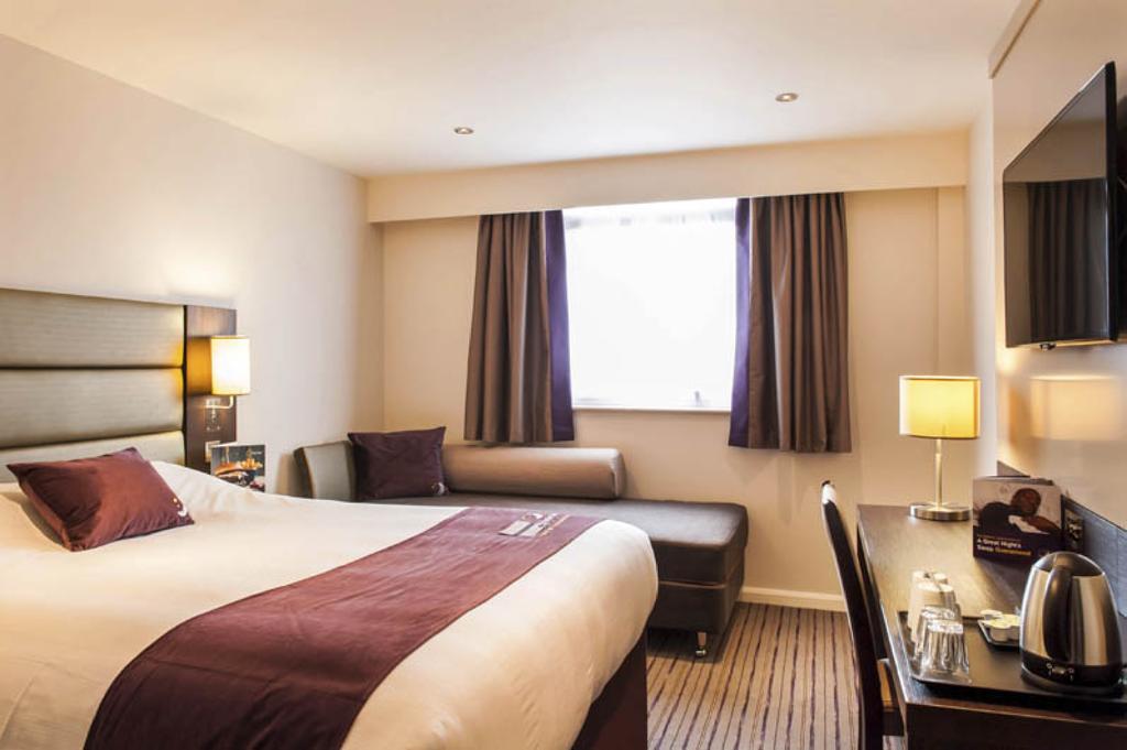 Premier Inn ダンファームリン 部屋 写真